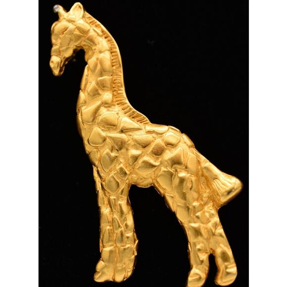 Vintage Large Giraffe Pin Brooch Brushed Gold Chunky Animal Zoo Bold 1980s BinAH - Picture 1 of 12